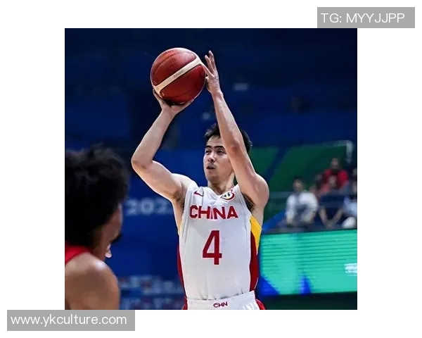 武汉篮球队在联合会杯积分榜上以62分稳居第一名展现强劲实力