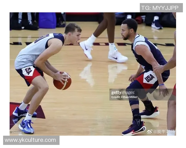 基德与字母哥的对决：篮球场上的传奇与新星之争