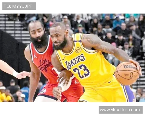 快船与湖人之间的对决历史回顾及近期交锋次数统计分析