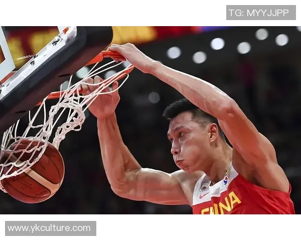 易建联：从篮球场上的传奇到生活中的榜样，如何影响年轻一代的成长与梦想