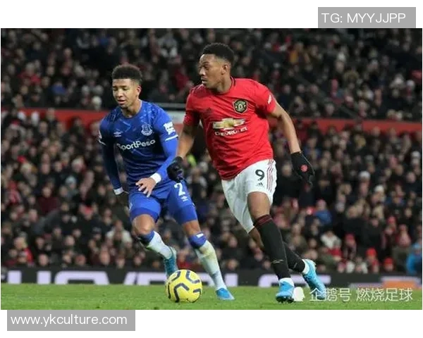 熊本深红与湘南海洋的激烈对决展现足球魅力与团队精神的巅峰之战