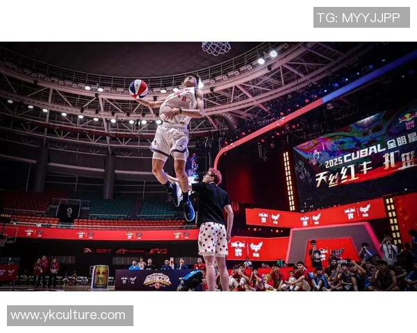 2017年CBA山东队与辽宁队激战回顾精彩瞬间与赛场亮点分析