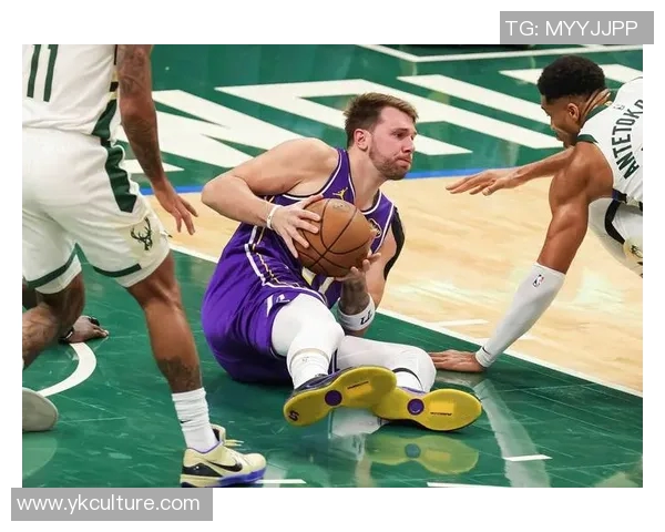 2021年1月22日湖人与雄鹿精彩对决全场录像回放及赛后分析