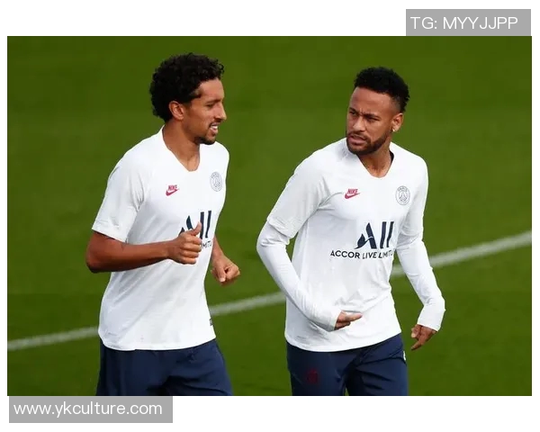 内马尔带领巴黎圣日耳曼迎战昂热球队的精彩对决分析