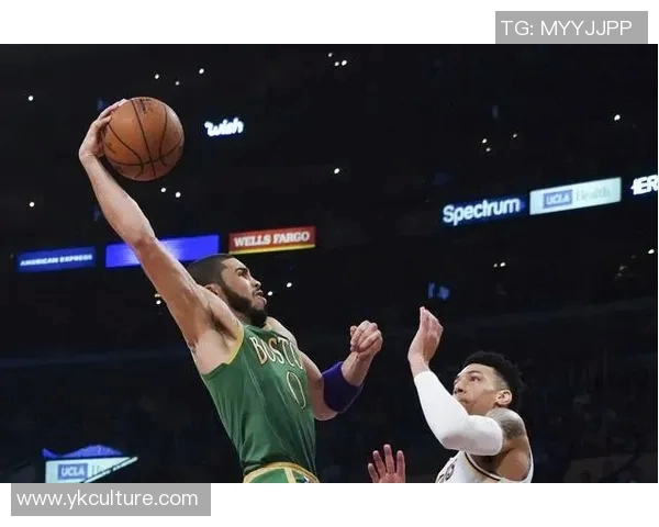 杰森塔图姆如何在NBA赛场上展现全能球员的魅力与实力 杰森塔图姆如何在NBA赛场上展现全能球员的魅力与实力